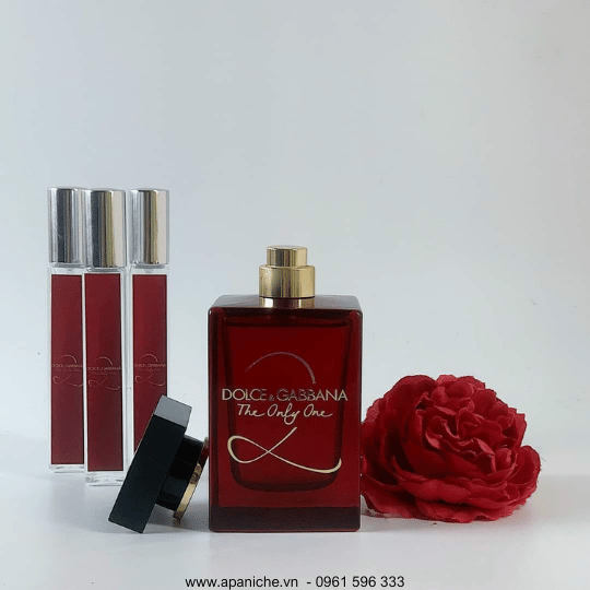Dolce-Gabbana-The-Only-One-2.png